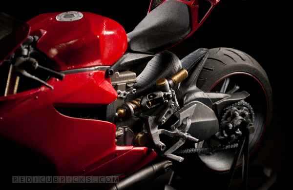 Ducati-1199-Panigale-3D-print-rapid-prototype-04