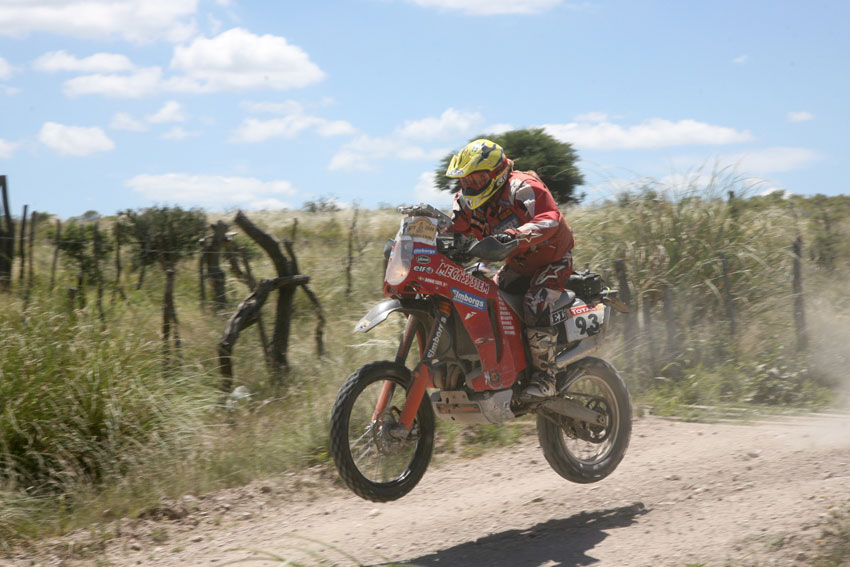 dakar2009-seel-jump-web