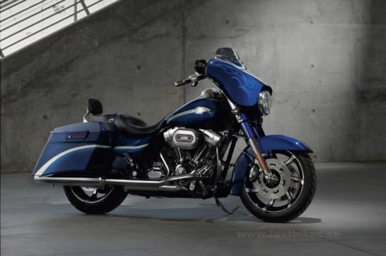 fb_CVOCVOStreetGlide03