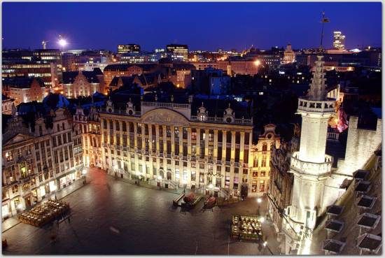 tn_Night_Brussels_-_Grand_Place