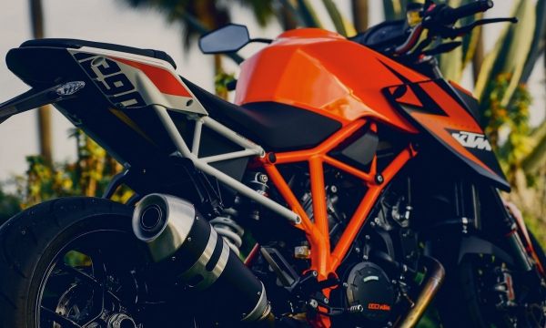 2013 10_16_KTM_superduke_275