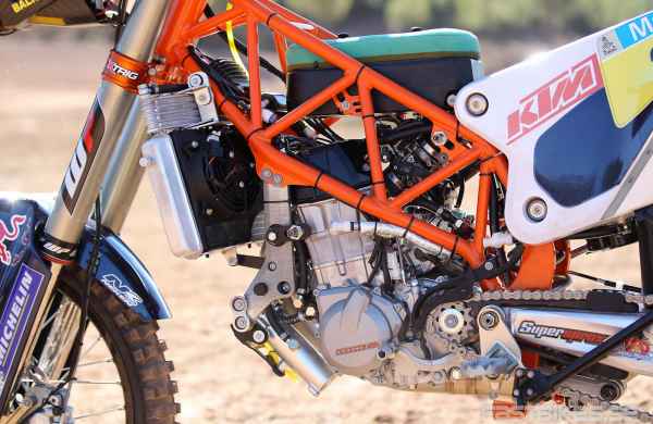 81102 COMA_KTM_450_RALLY_KTM_Rally_Dakar_2014_0793