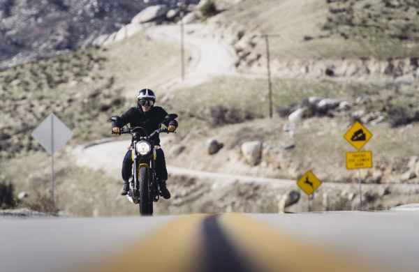 01-ducati-scrambler-dinamiche-012