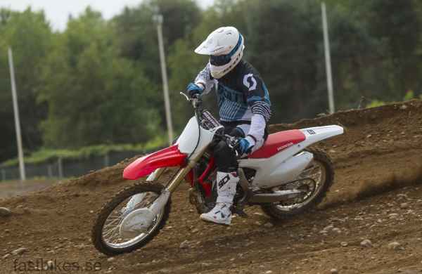 6107 Honda_CRF450R_YM2016-1