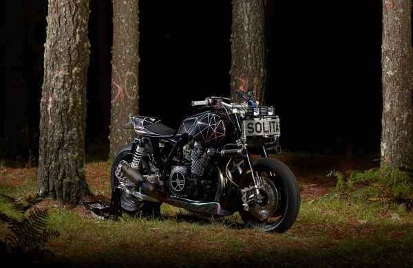 2015 YAM_XJR1300BBW_EU_CUSTOM_STAT_004
