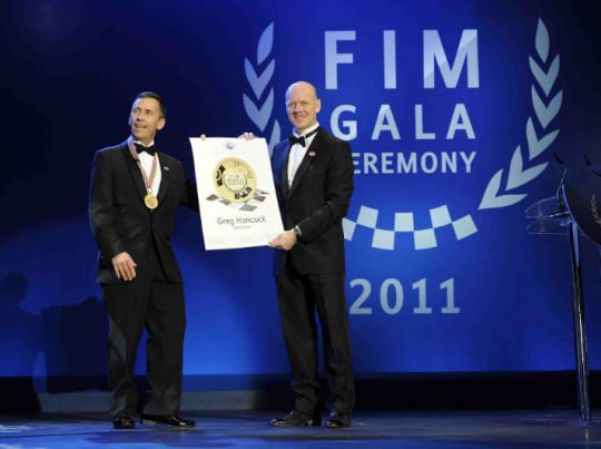 0089 2011_FIM_CEREMONY