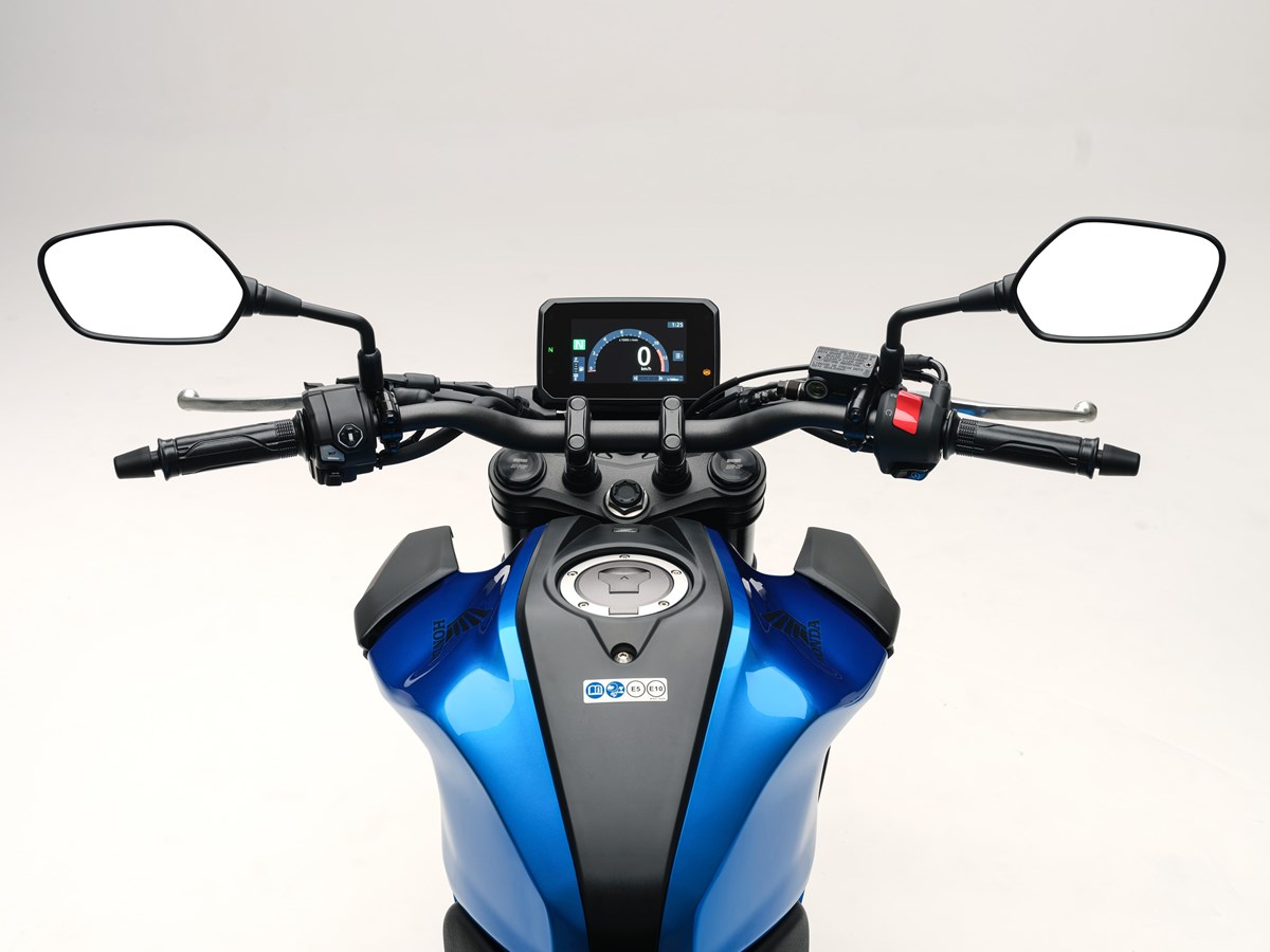 24YM HONDA CB125R